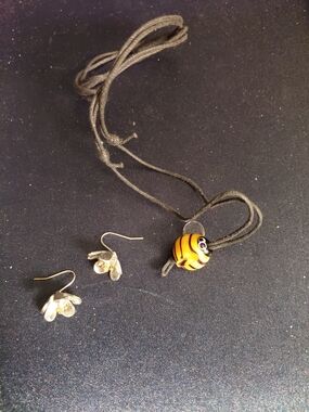 Source Unknown Yellow and Black Bee Glass Bead Necklace with Black Cord